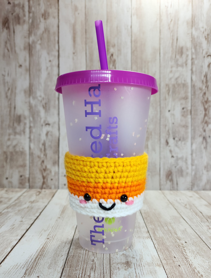 FREE Crochet Pattern: Candy Corn Cup Cozy